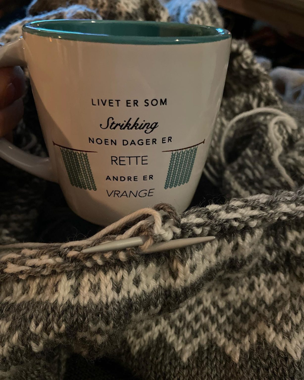 Vi strikker alt på oppdrag fra våre kunder 